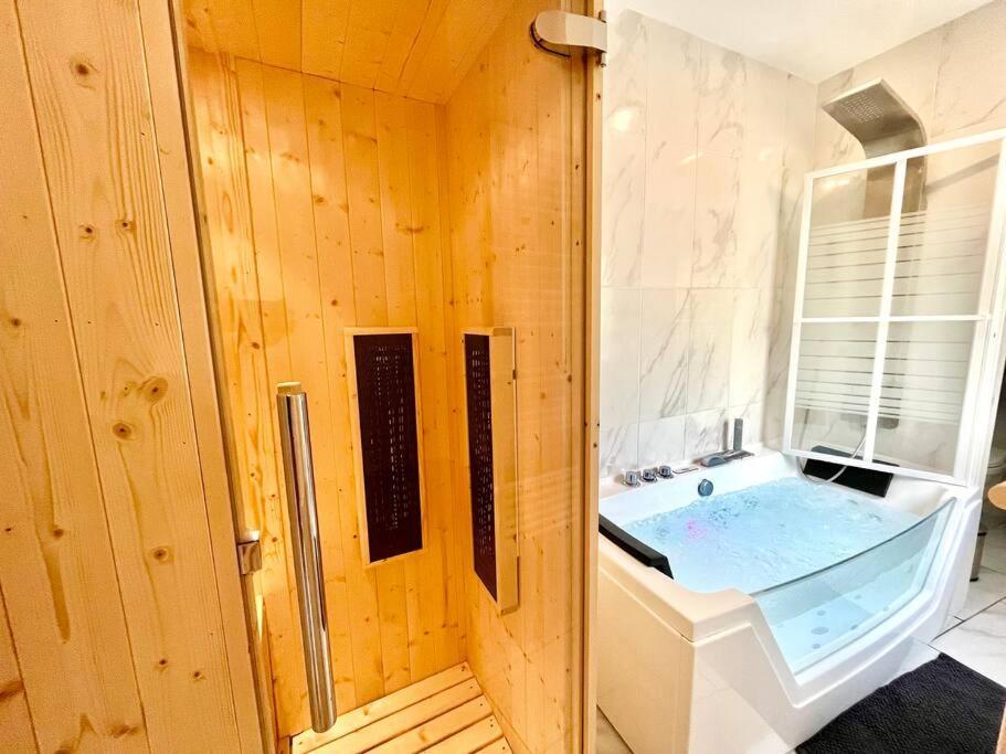 Splendide Cocon Sauna & Balneo Ρενς Εξωτερικό φωτογραφία